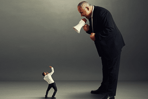STOP AUX MANAGERS TOXIQUES !