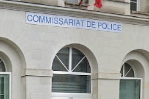 accueil de joué-les-tours : on recule !